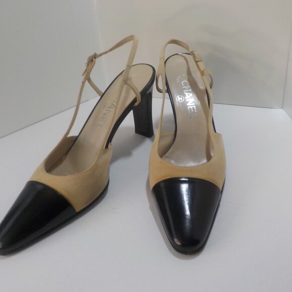 CHANEL, Vintage, Cream Textile & Black Leather cap, Sling back, 3.5" Med. Heel - Picture 2 of 9